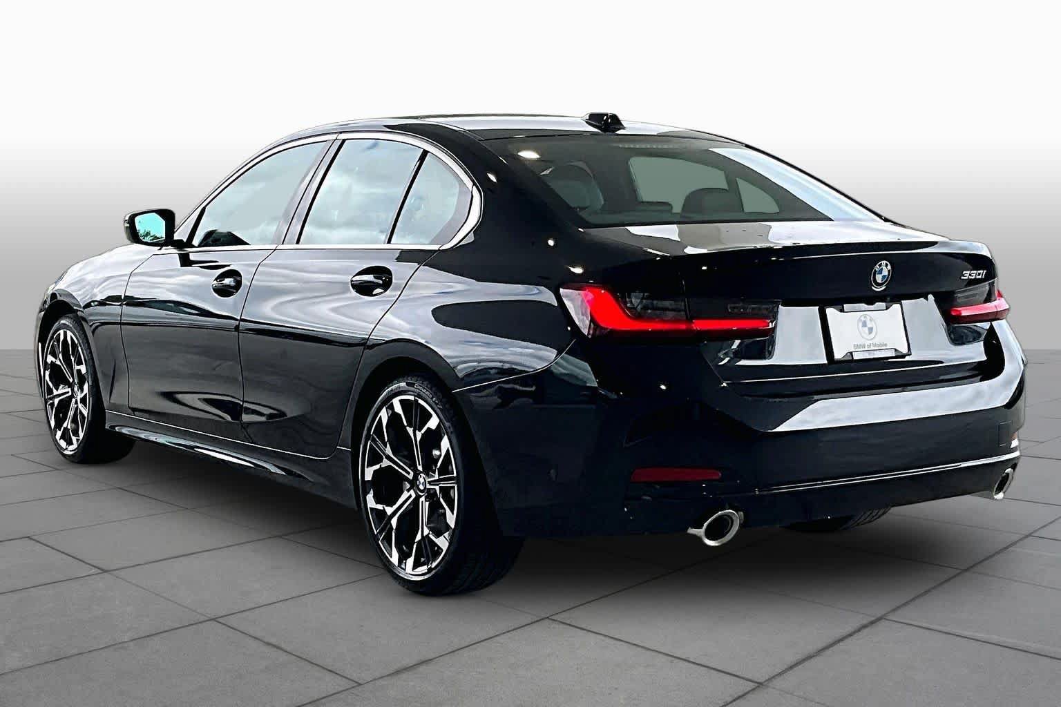 Used 2026 BMW 330i Sedan RWD image 11