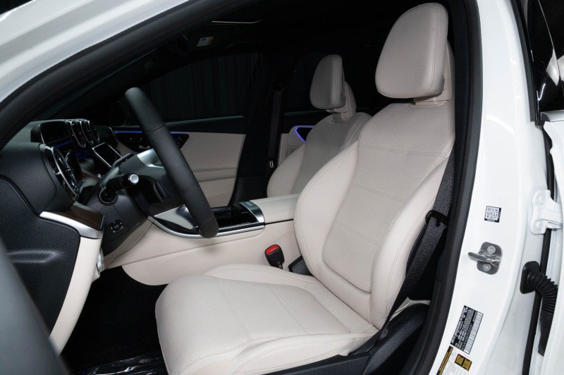 New 2026 Mercedes-Benz C 300 Sedan image 11