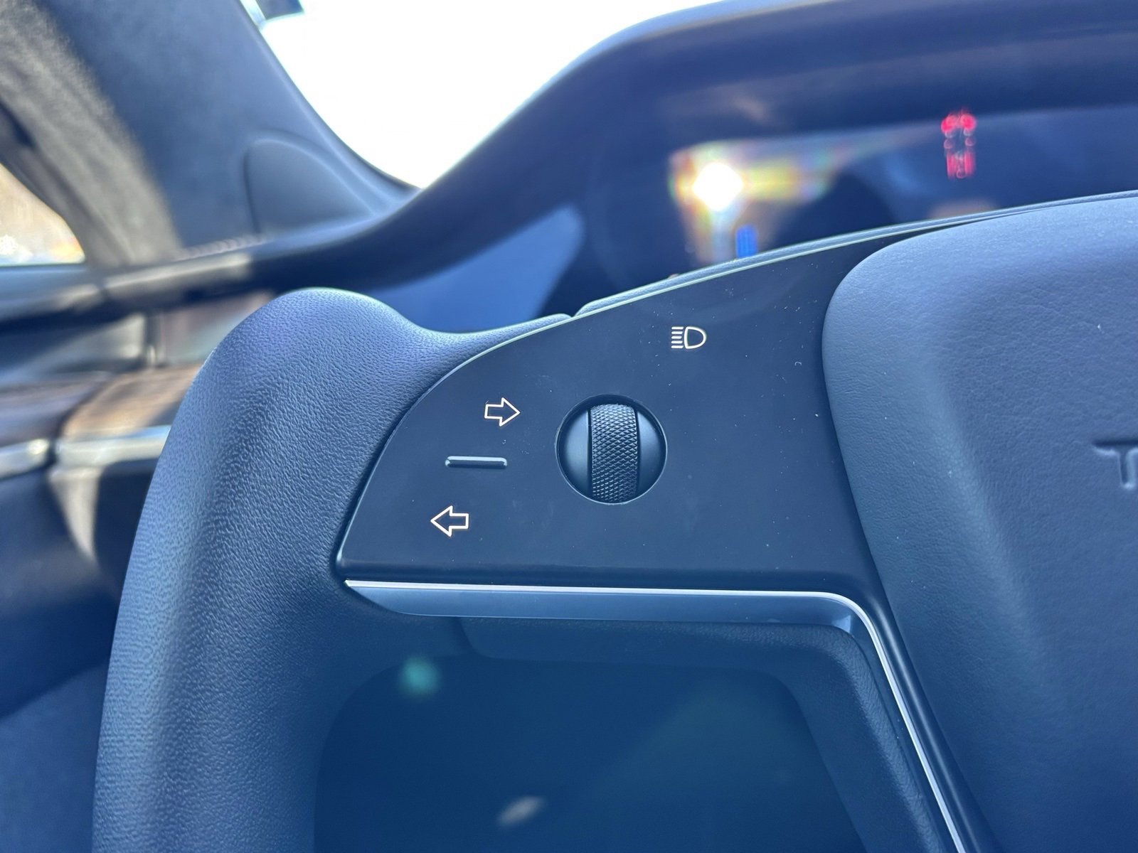 Used 2021 Tesla Model S Plaid image 25