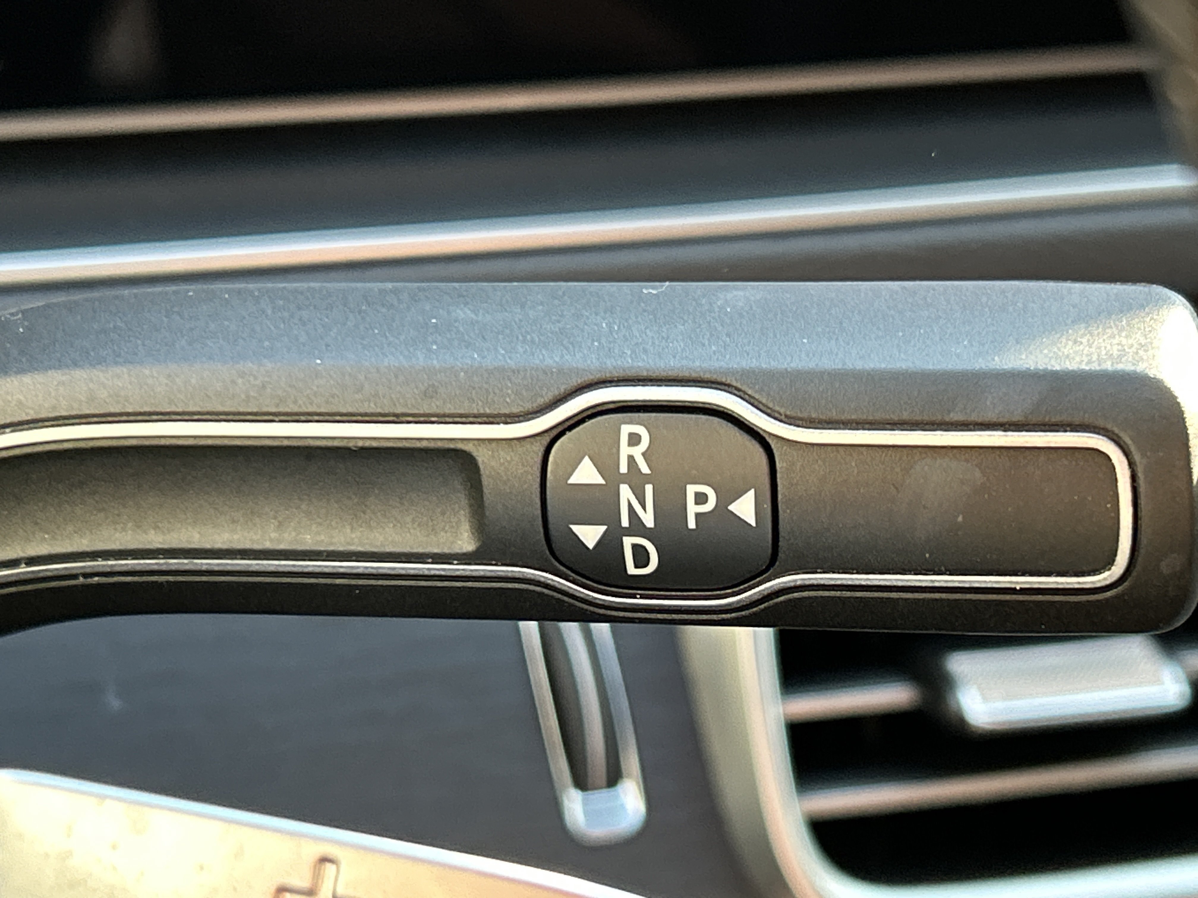 Certified 2025 Mercedes-Benz GLE 450e 4MATIC image 39