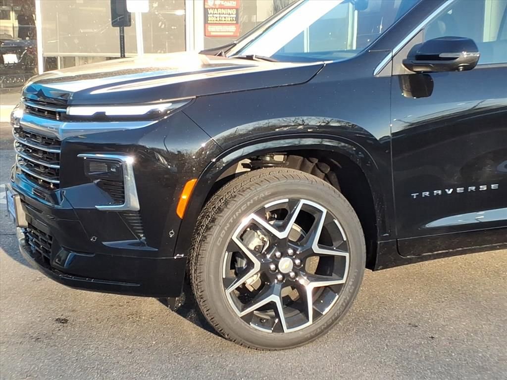 New 2026 Chevrolet Traverse High Country w/ LPO, Floor Liner Package image 7