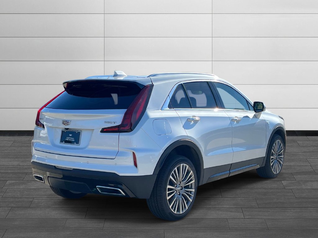 Certified 2024 Cadillac XT4 Premium Luxury AWD/4WD image 5