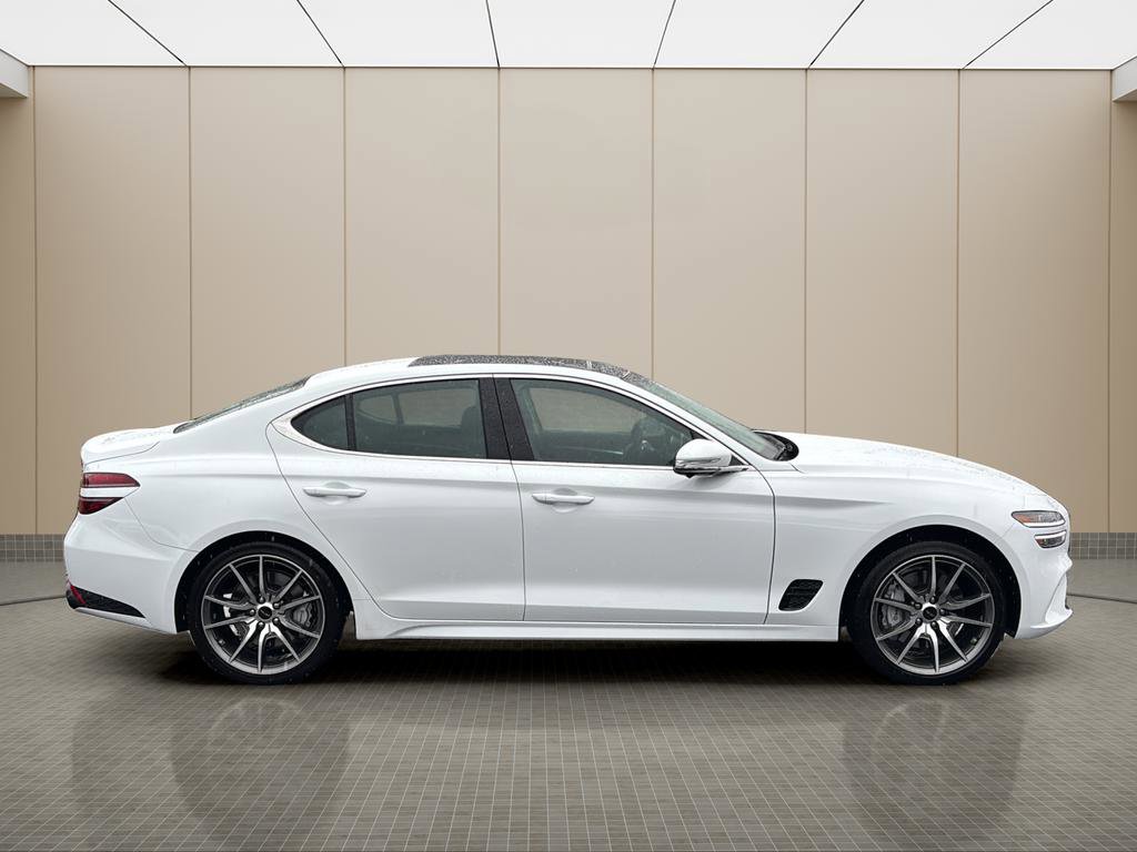 Used 2026 Genesis G70 2.5T Prestige image 6