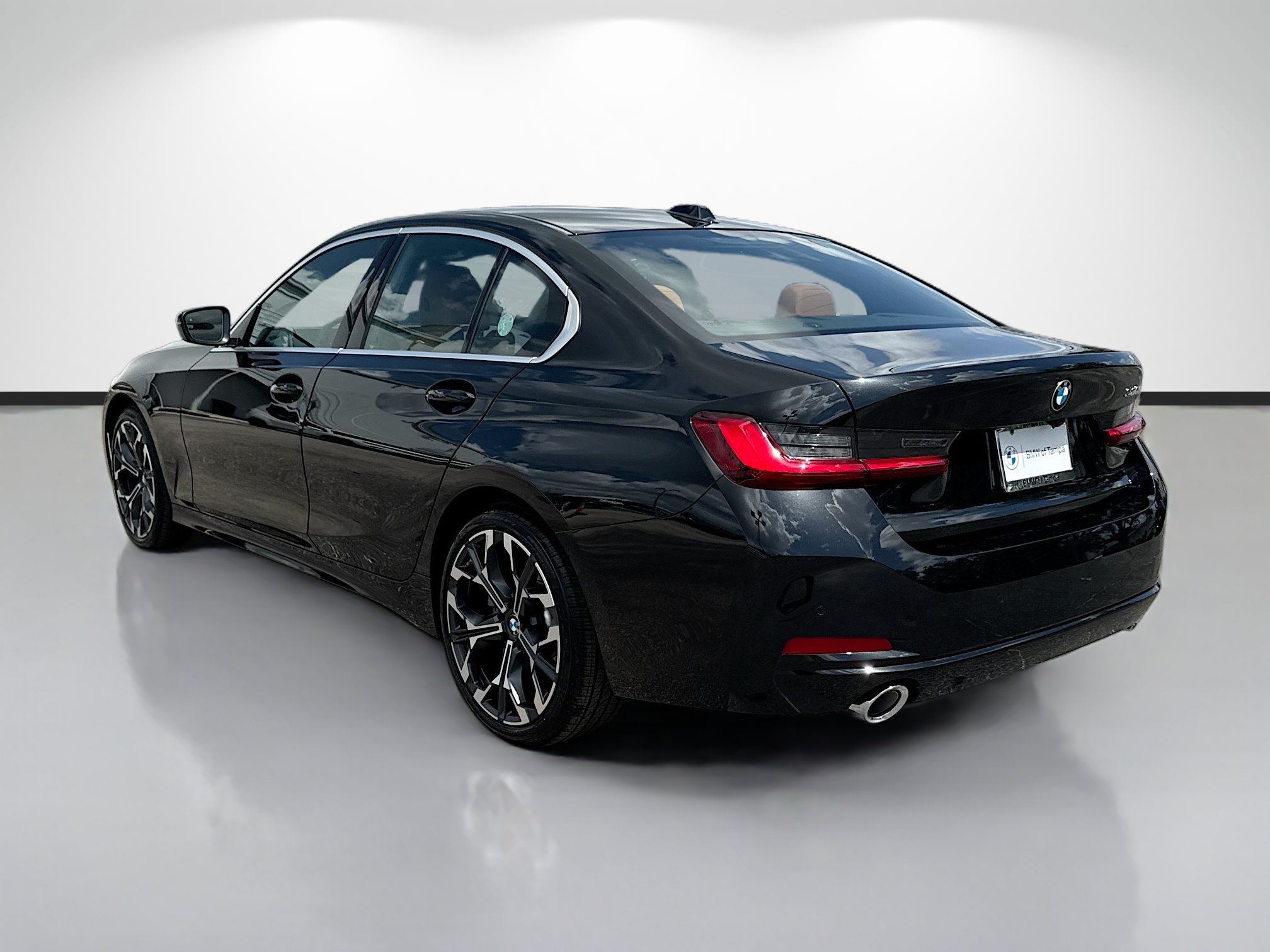 New 2026 BMW 330i Sedan w/ Convenience Package RWD image 5