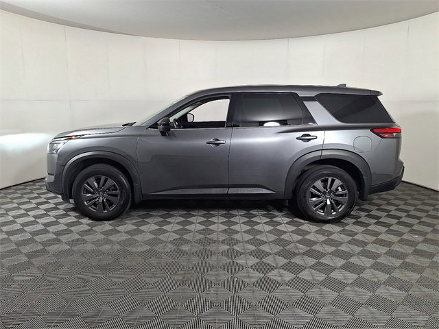 Used 2024 Nissan Pathfinder S image 7
