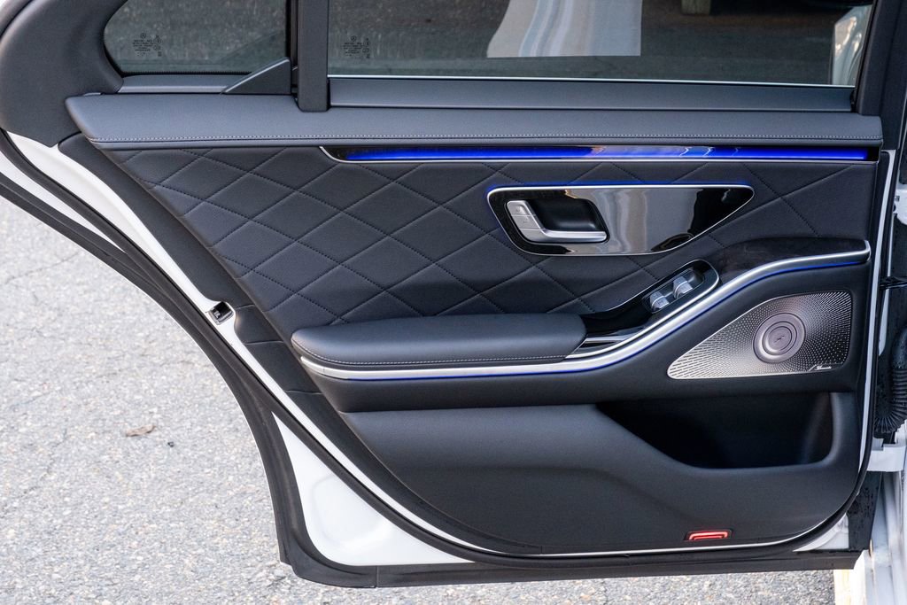 Used 2024 Mercedes-Benz S 580 4MATIC Sedan image 27