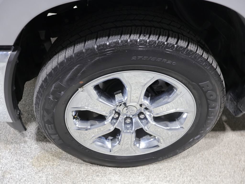 Used 2025 RAM 1500 Big Horn AWD/4WD image 10