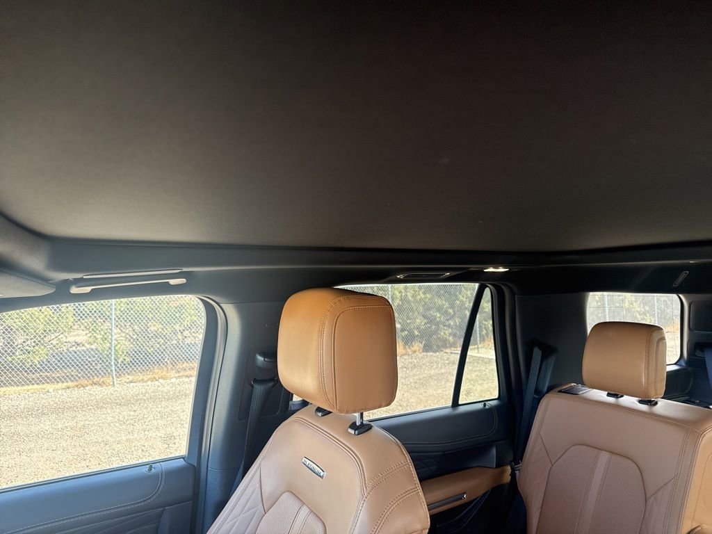 Used 2023 Ford Expedition Platinum image 31