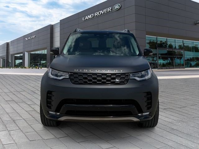 New 2026 Land Rover Discovery Limited Edition AWD/4WD image 8