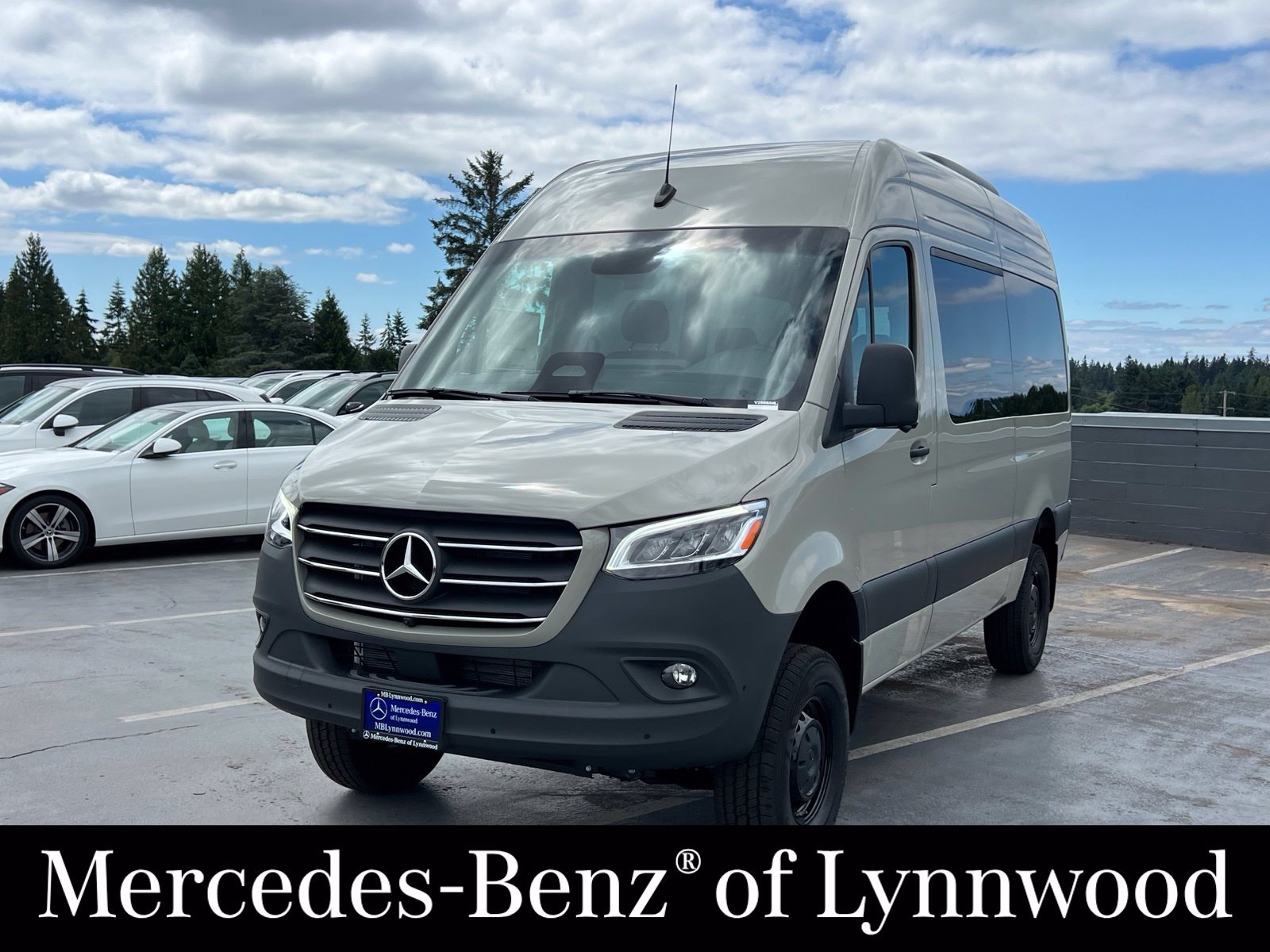 New 2026 Mercedes-Benz Sprinter 2500 image 3
