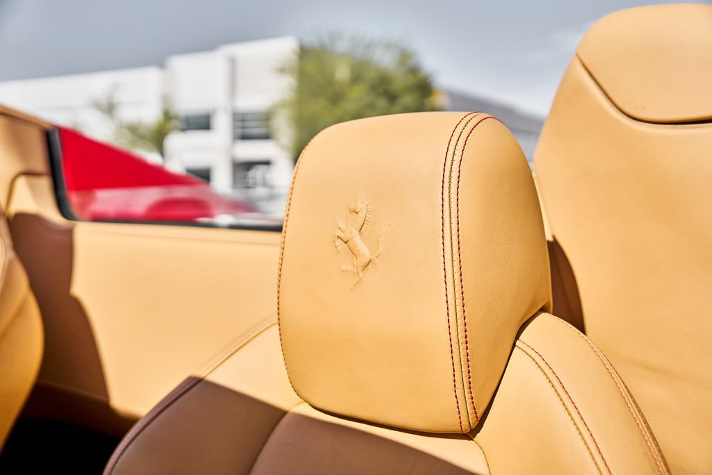 Used 2012 Ferrari 458 Spider RWD image 46