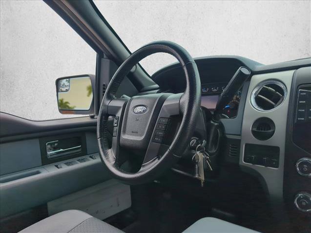 Used 2013 Ford F150 XLT w/ Luxury Equipment Group image 28