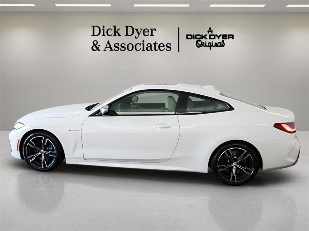 Used 2023 BMW M440i Coupe w/ Premium Package image 5