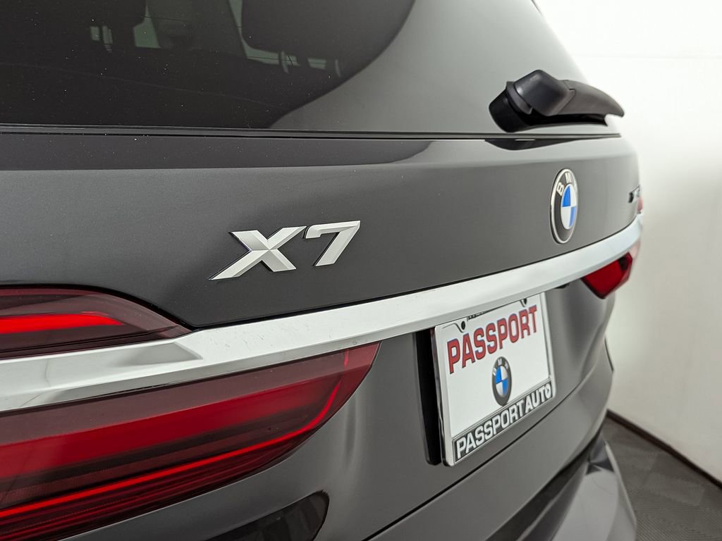 Used 2022 BMW X7 xDrive40i w/ Executive Package image 10
