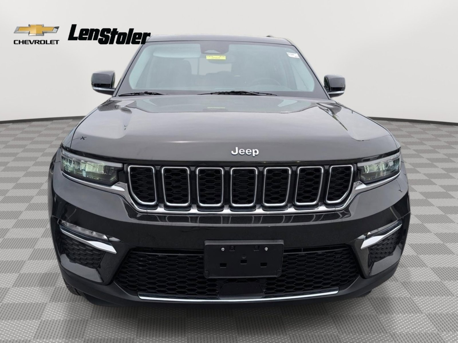 Used 2023 Jeep Grand Cherokee 4WD 4xe image 8