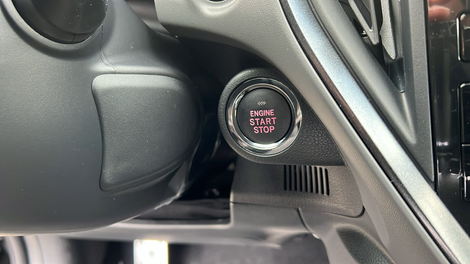 New 2026 Subaru Crosstrek 2.5i Sport w/ Crosstrek Mirror Package AWD/4WD image 17