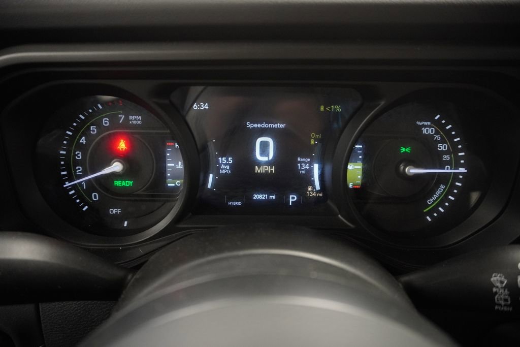 Used 2025 Jeep Wrangler Unlimited Rubicon 4xe AWD/4WD image 32