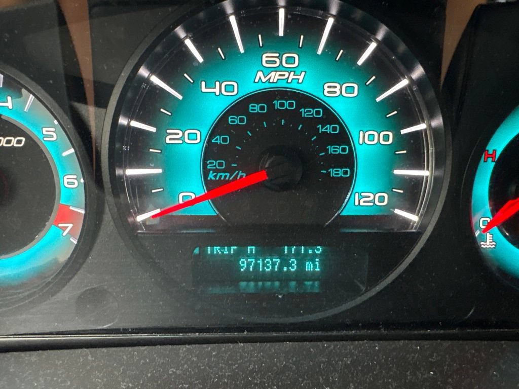 Used 2010 Ford Fusion Sport FWD image 27
