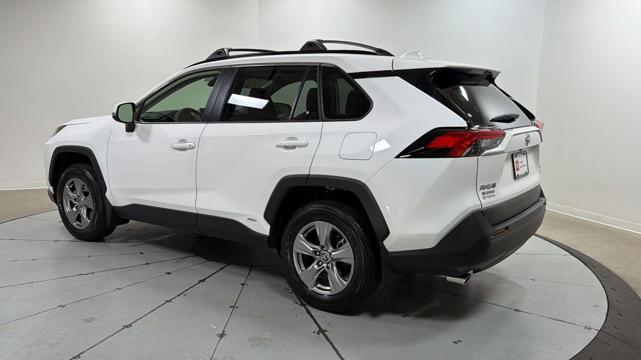 Certified 2025 Toyota RAV4 XLE w/ Convenience Package image 7