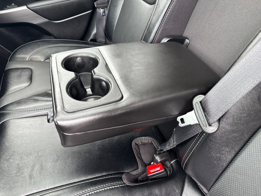 Used 2022 Jeep Cherokee Limited AWD/4WD image 34