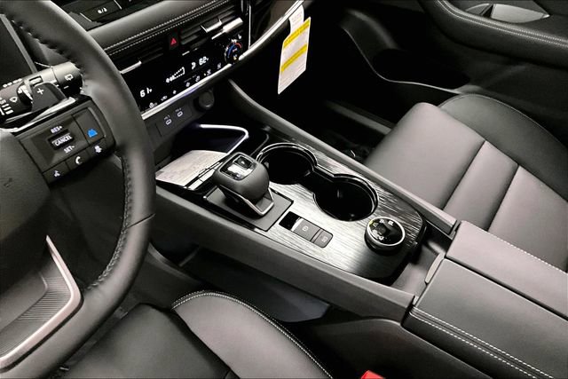 New 2025 Nissan Rogue SL image 8