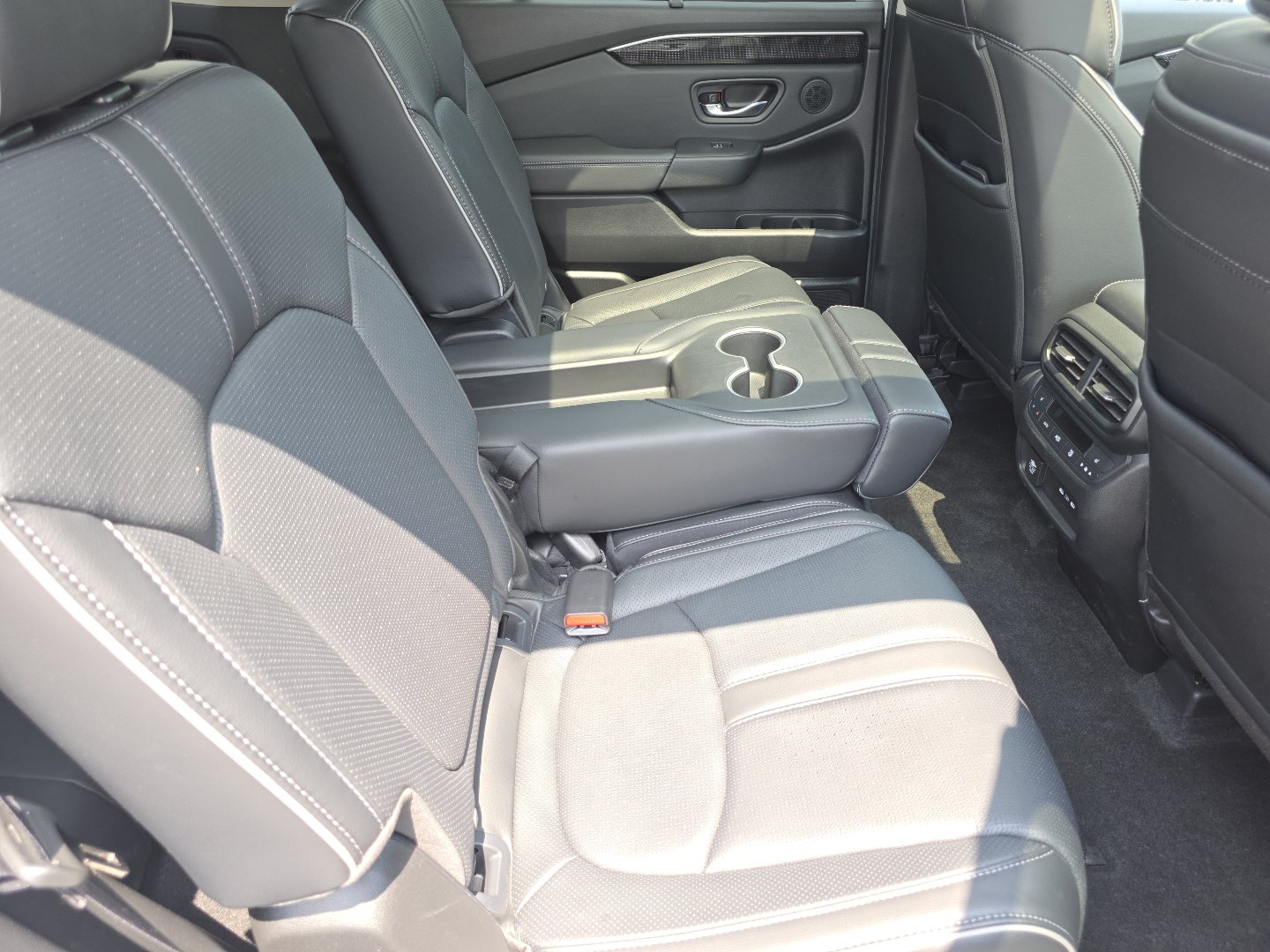 Certified 2025 Honda Pilot Elite image 22
