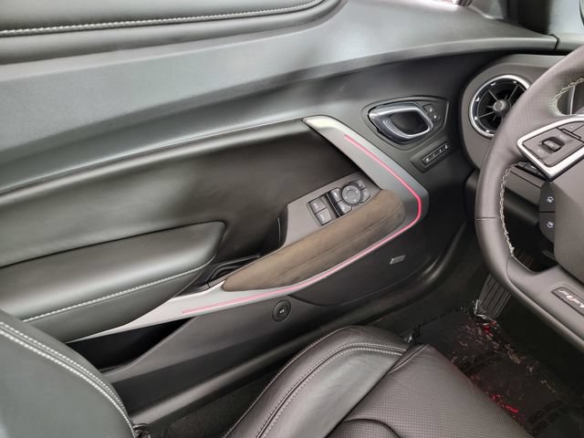 Used 2017 Chevrolet Camaro SS RWD image 29