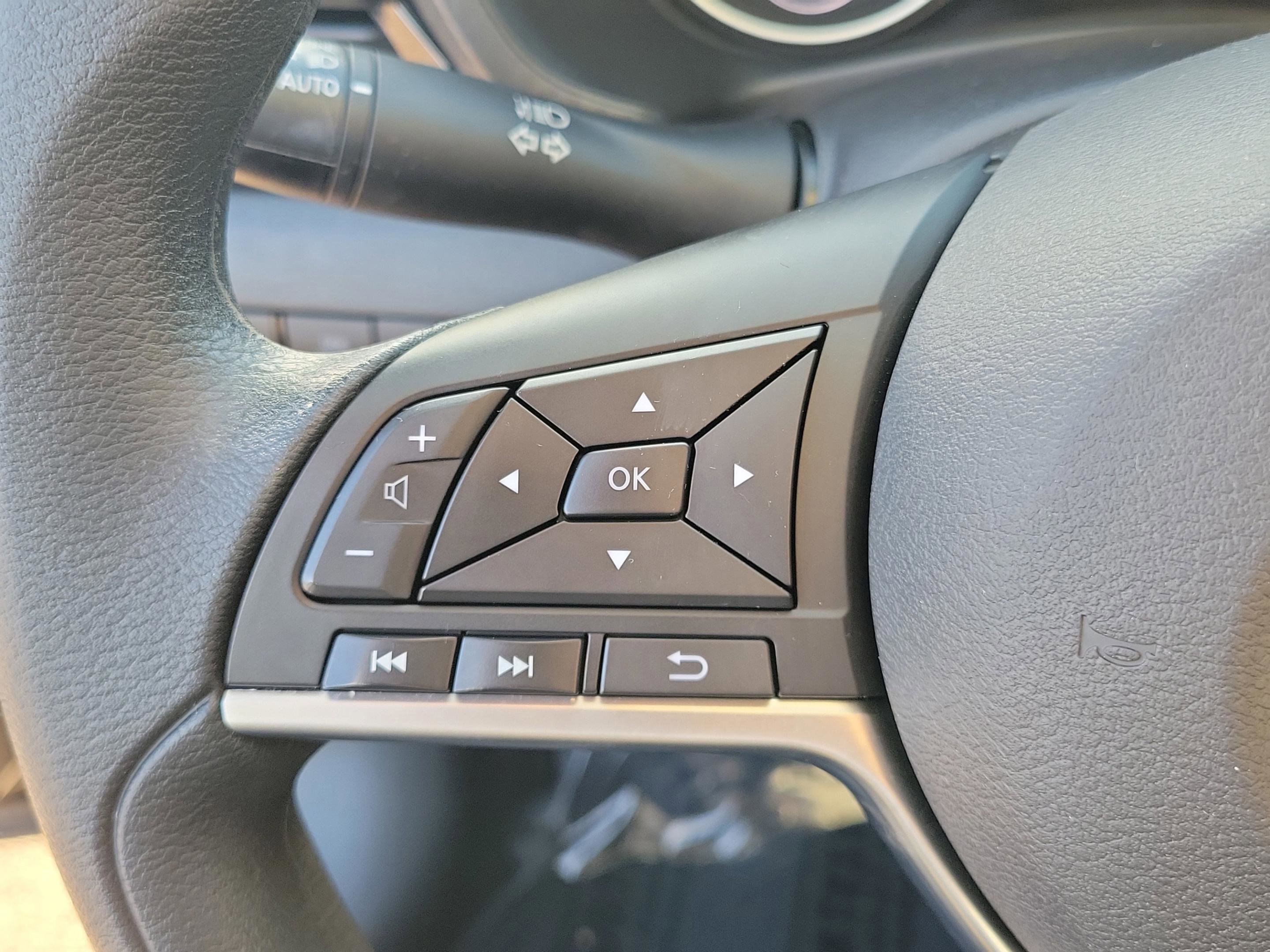 Certified 2023 Nissan Sentra SV image 27