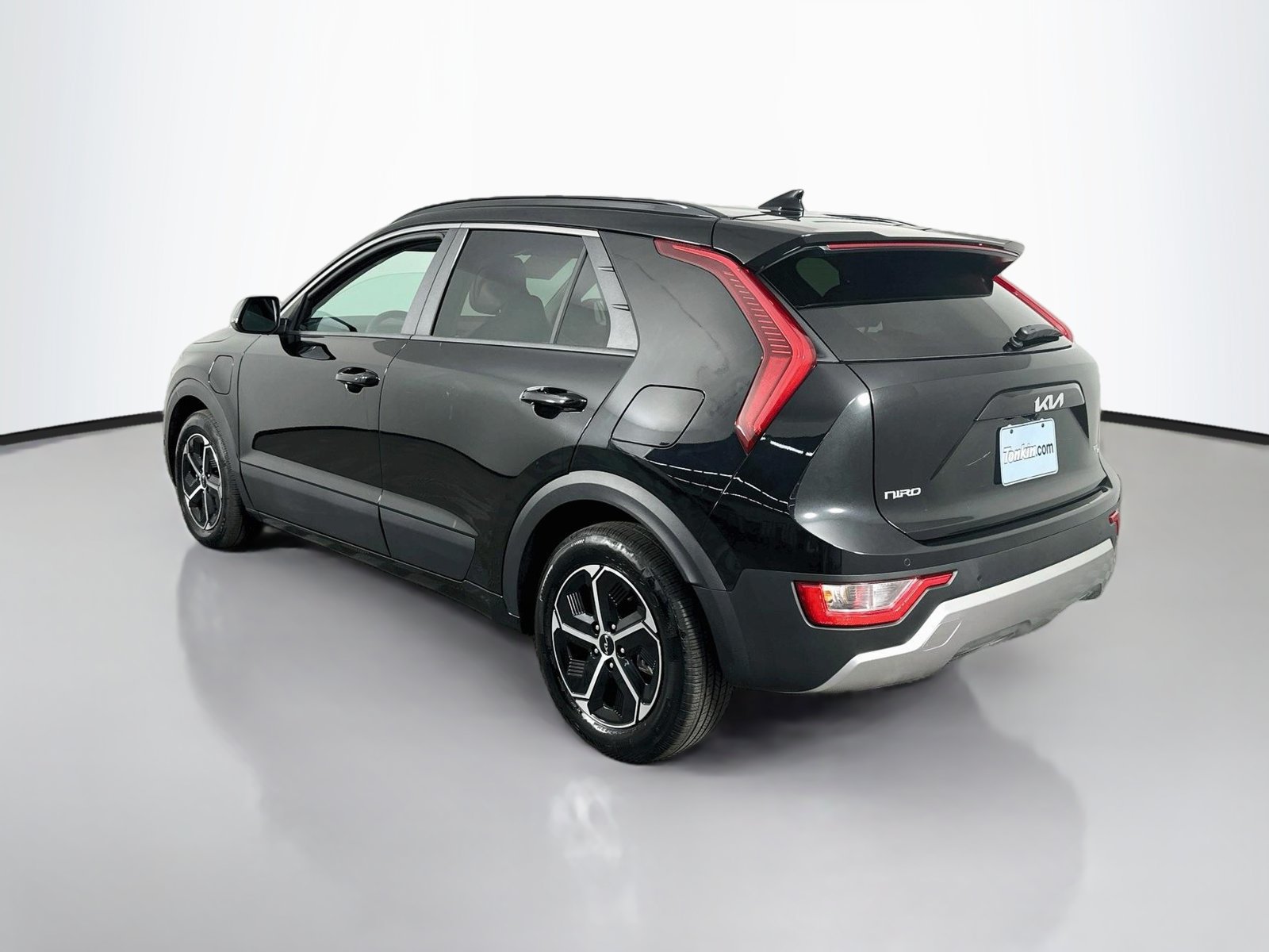 Used 2025 Kia Niro EX FWD image 6