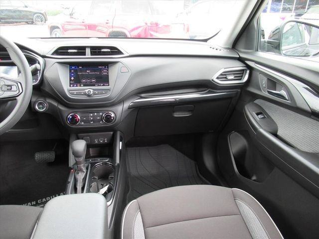 Used 2023 Chevrolet TrailBlazer LT image 13