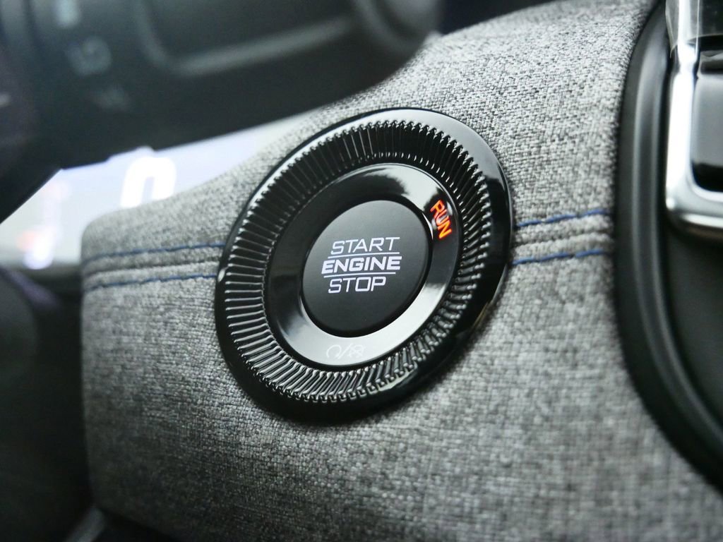 Used 2024 Jeep Compass Sport image 49