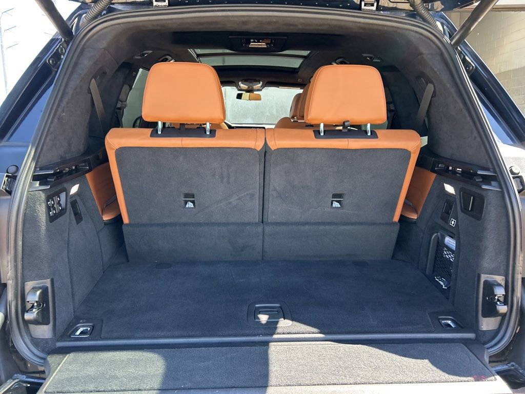 Used 2021 BMW X7 xDrive40i w/ M Sport Package image 33