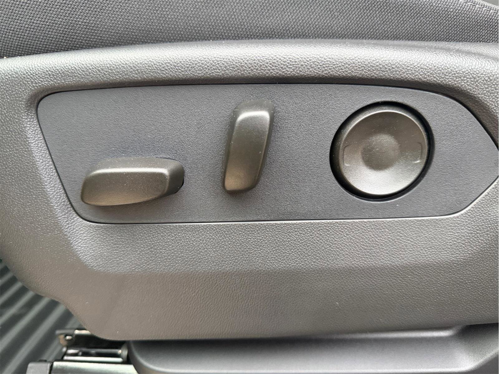 New 2026 GMC Sierra 1500 SLE w/ Preferred Package image 26