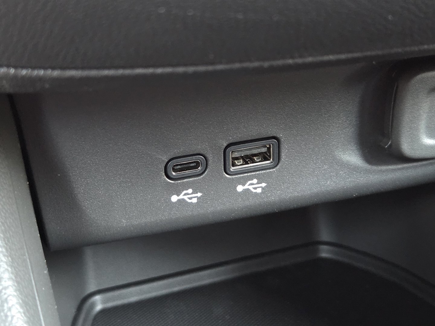 New 2026 Buick Envista Sport Touring w/ Convenience I Package FWD image 32