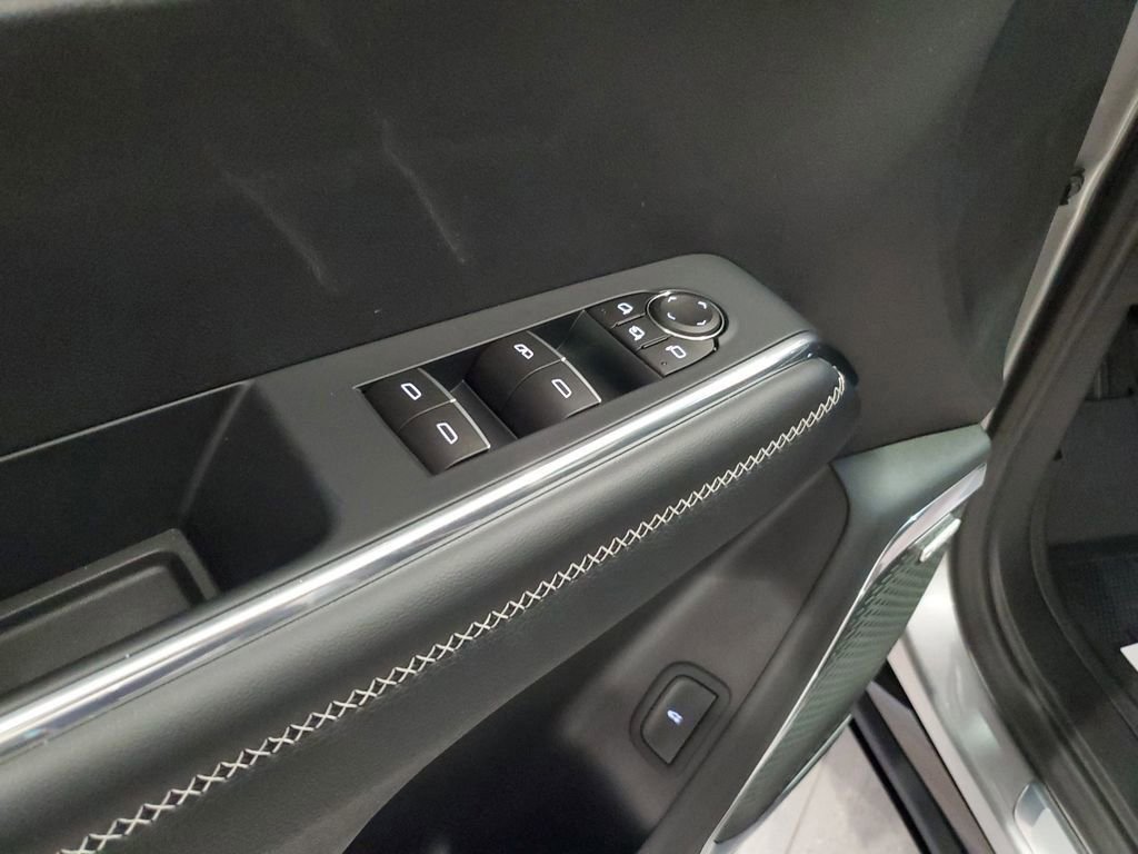 New 2026 GMC Acadia Denali image 15