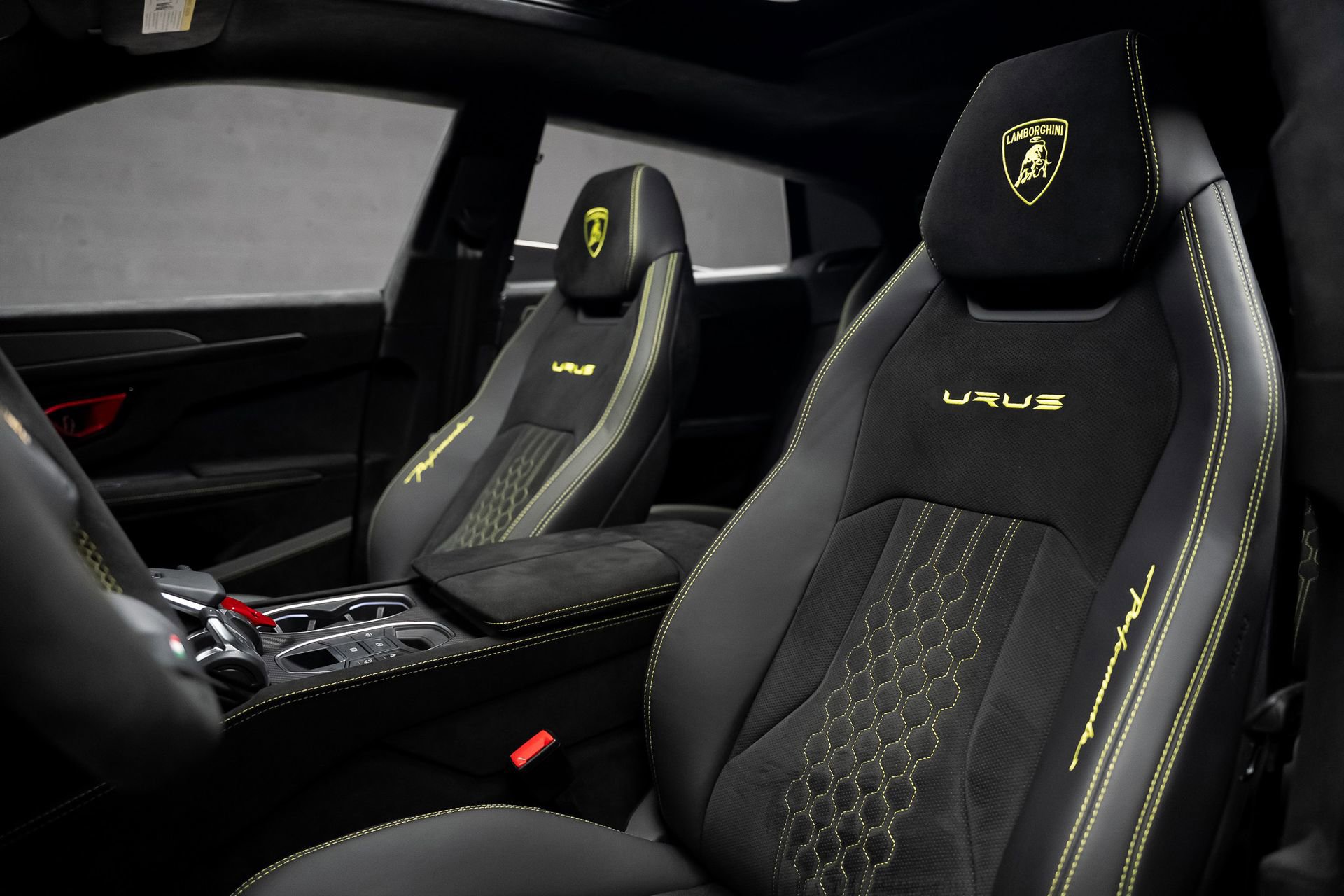 Used 2024 Lamborghini Urus Performante image 70