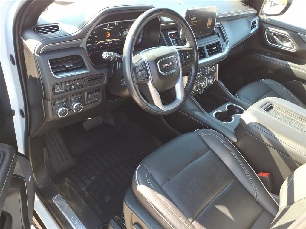 Used 2022 GMC Yukon SLT w/ SLT Premium Package image 15