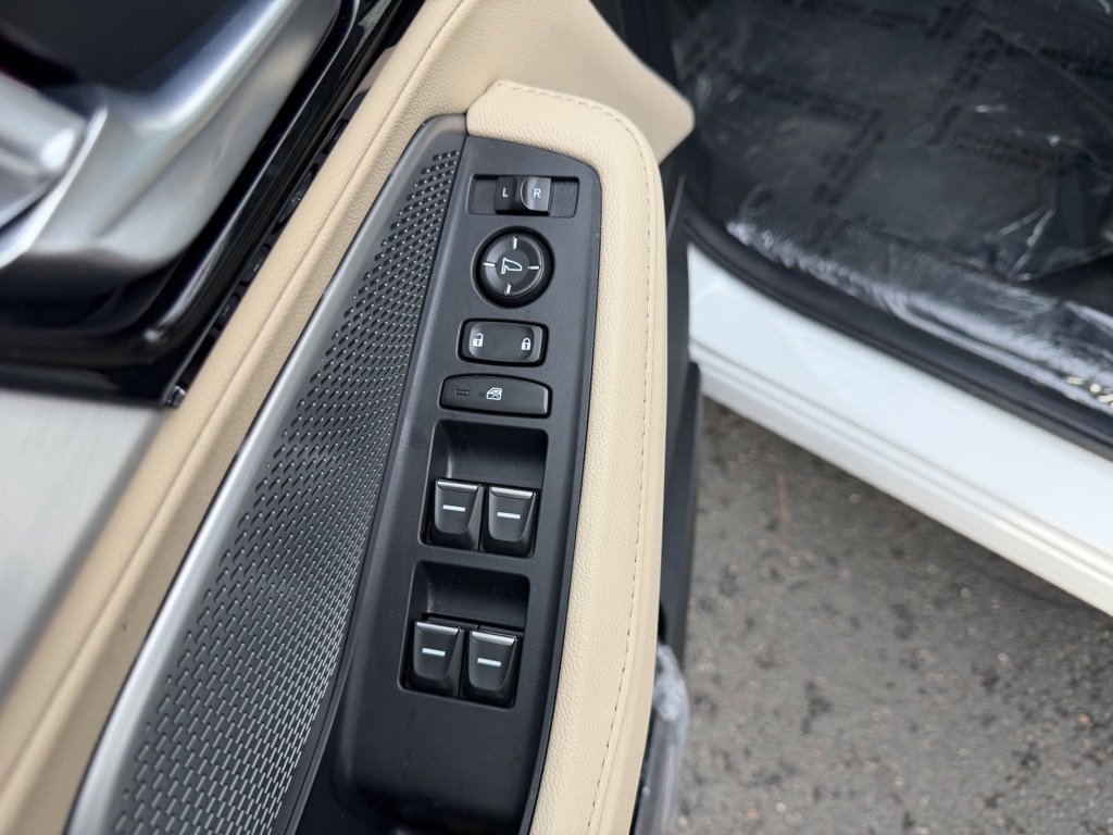 New 2026 Acura MDX SH-AWD image 13