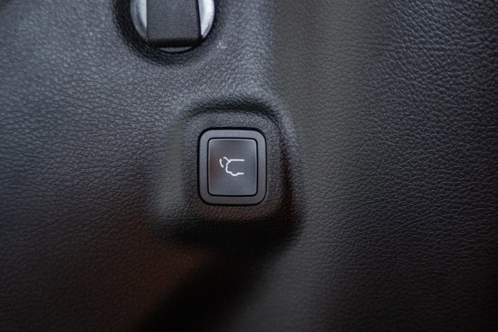 New 2026 Jeep Compass Limited w/ Sun, Sound & Navigation Group image 11