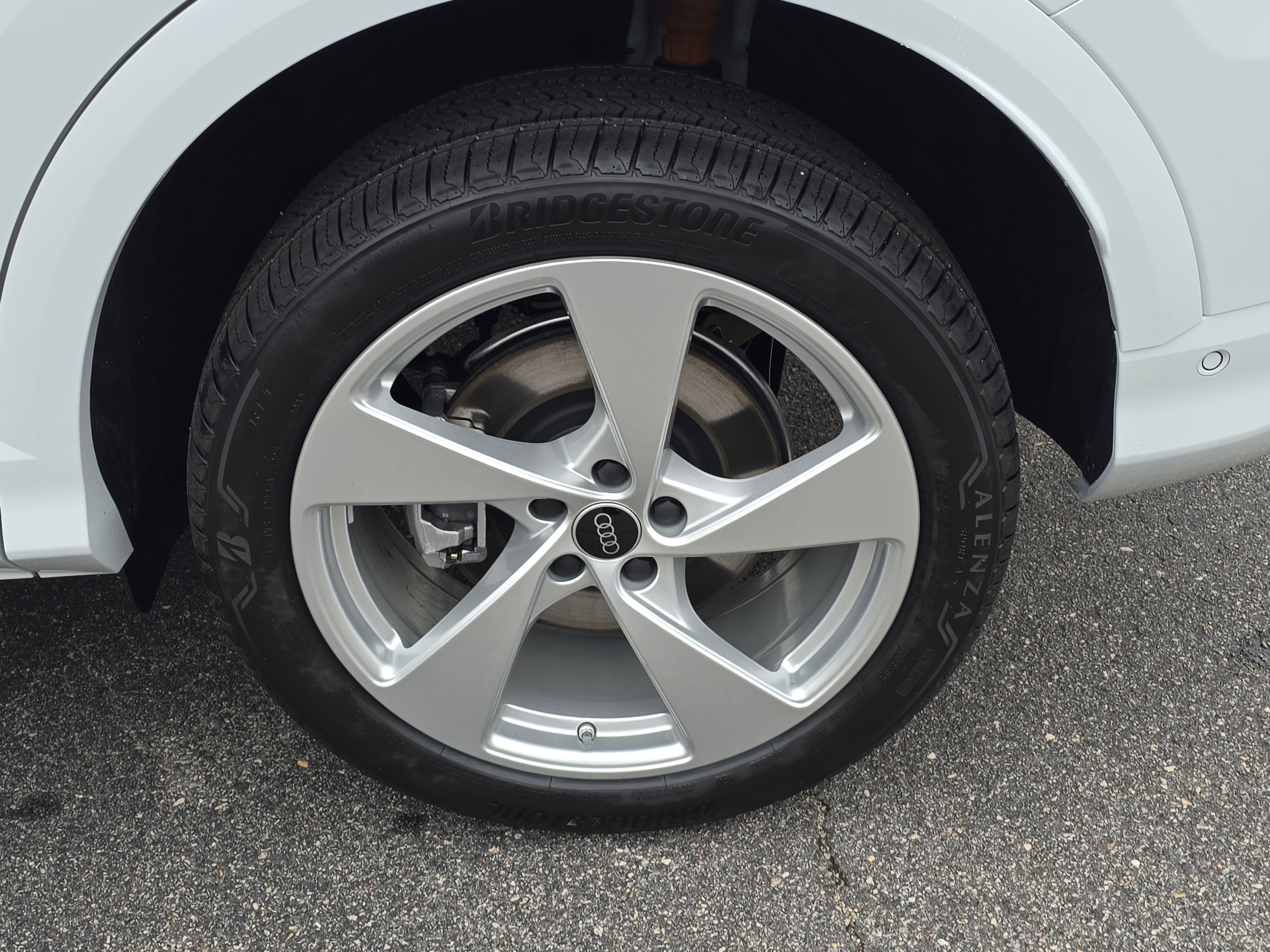 New 2025 Audi Q5 Premium Plus image 33