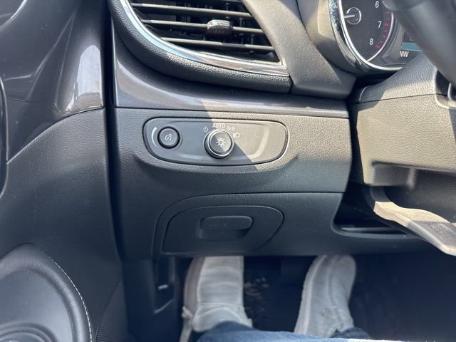 Used 2018 Buick Encore Preferred image 50