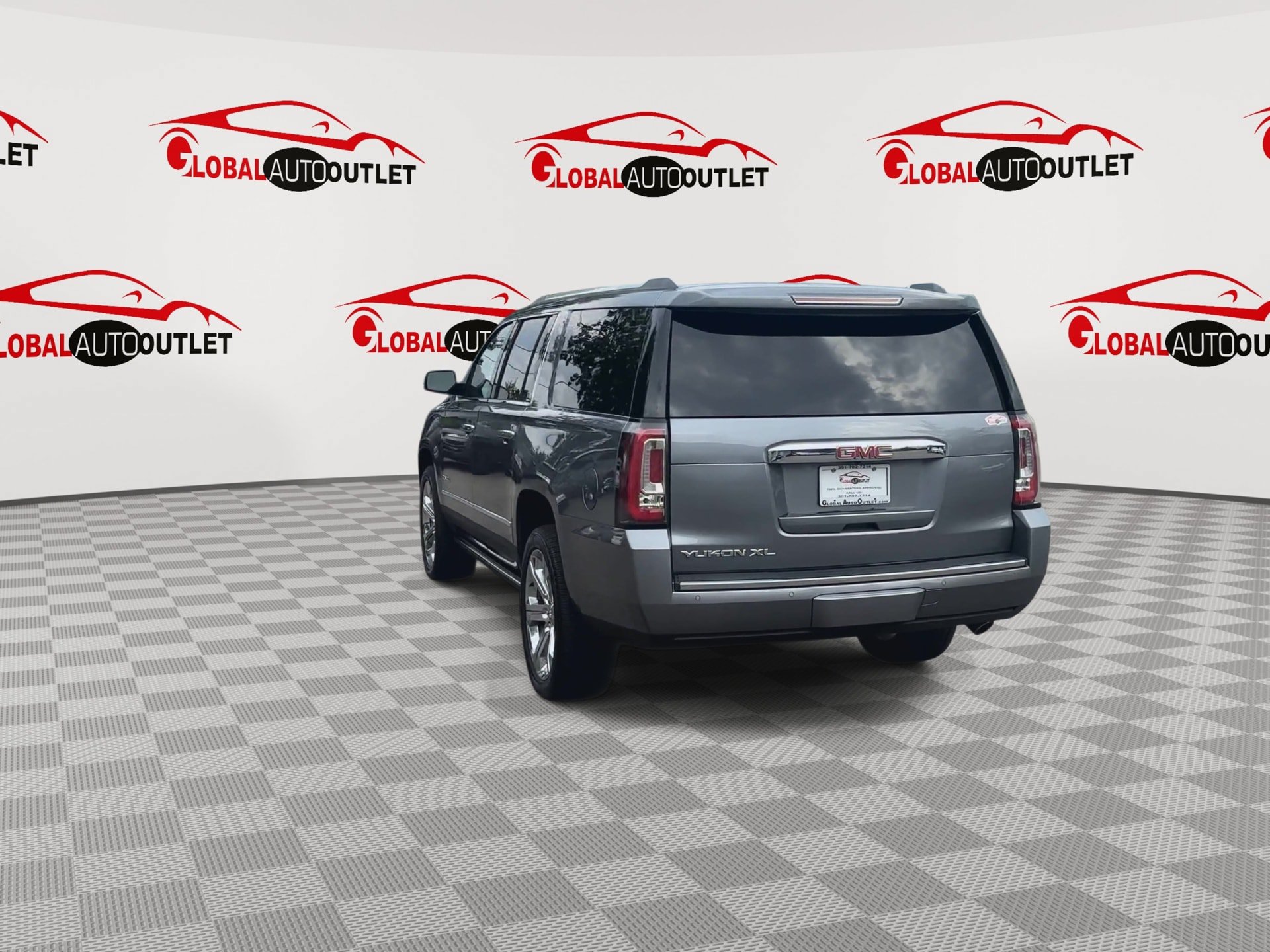 Used 2019 GMC Yukon XL Denali w/ Open Road Package RWD image 7