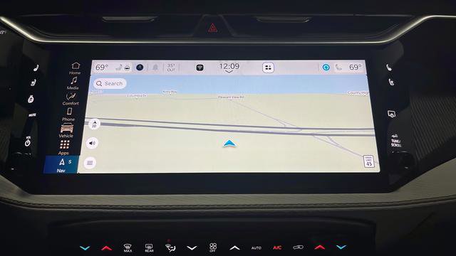 New 2026 Jeep Cherokee Overland w/ Trailer Tow Group image 24