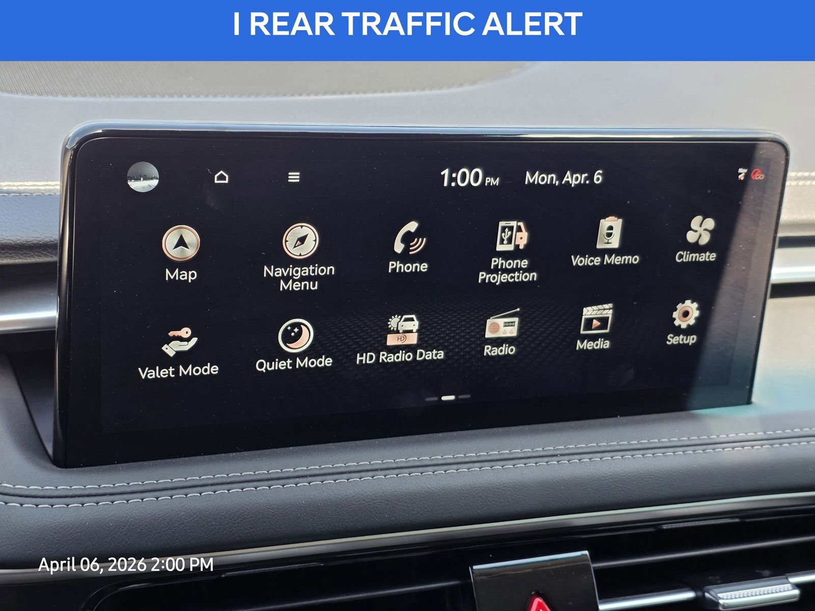 Used 2025 Genesis G70 2.5T image 21