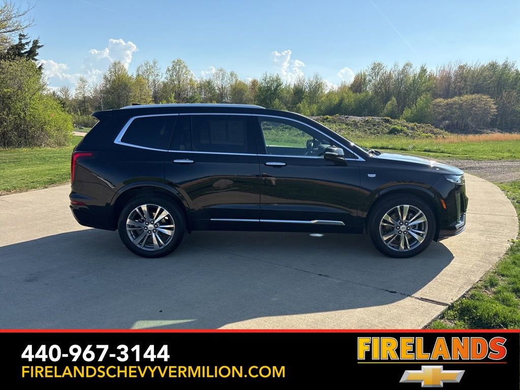 Used 2022 Cadillac XT6 Premium Luxury AWD/4WD image 10