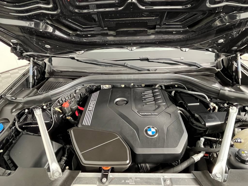 Certified 2024 BMW X4 xDrive30i w/ M Sport Package image 18