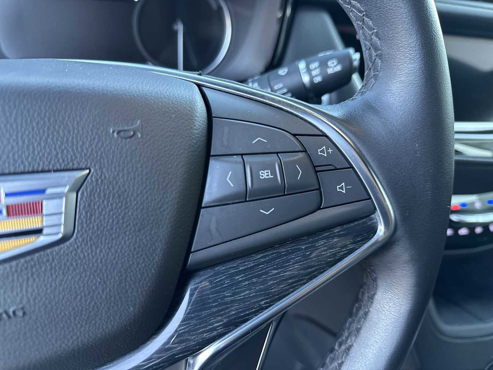 Used 2023 Cadillac XT5 Premium Luxury FWD image 23