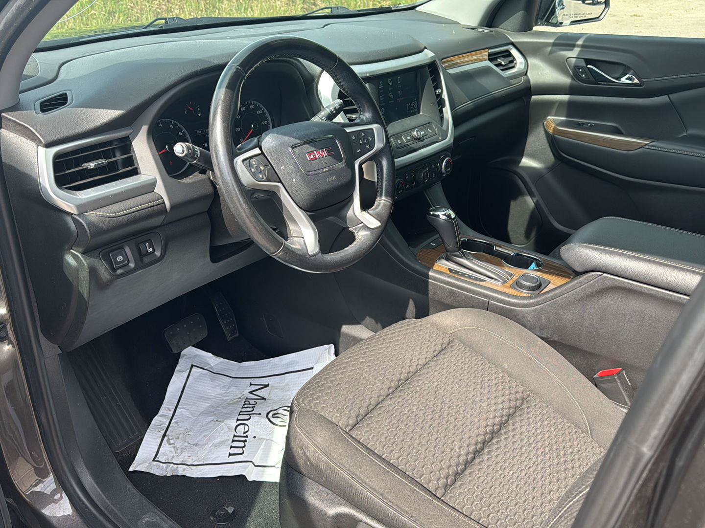 Used 2019 GMC Acadia SLE AWD/4WD image 11