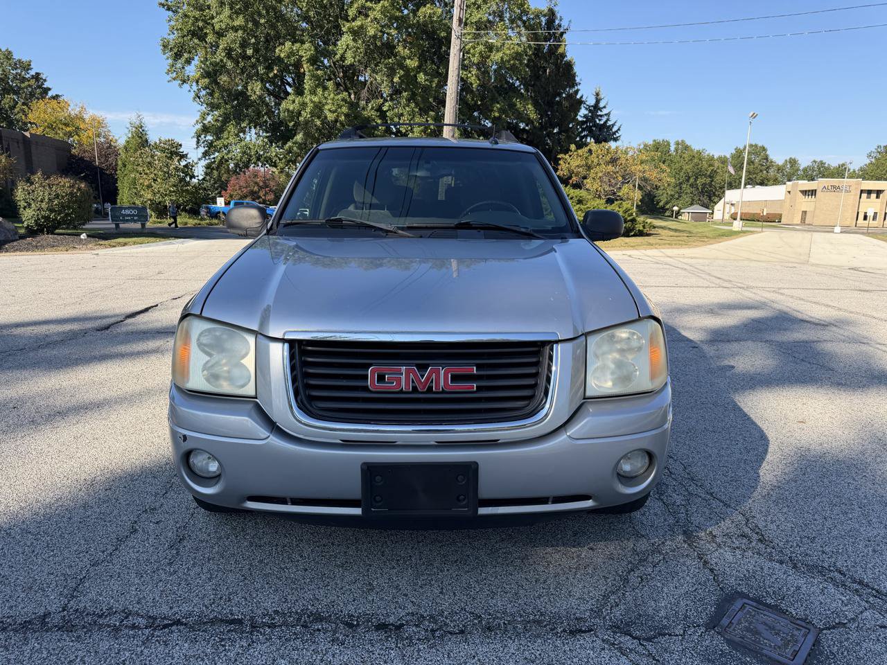 Used 2004 GMC Envoy XL SLE w/ 1SB Preferred Equipment Group AWD/4WD image 2