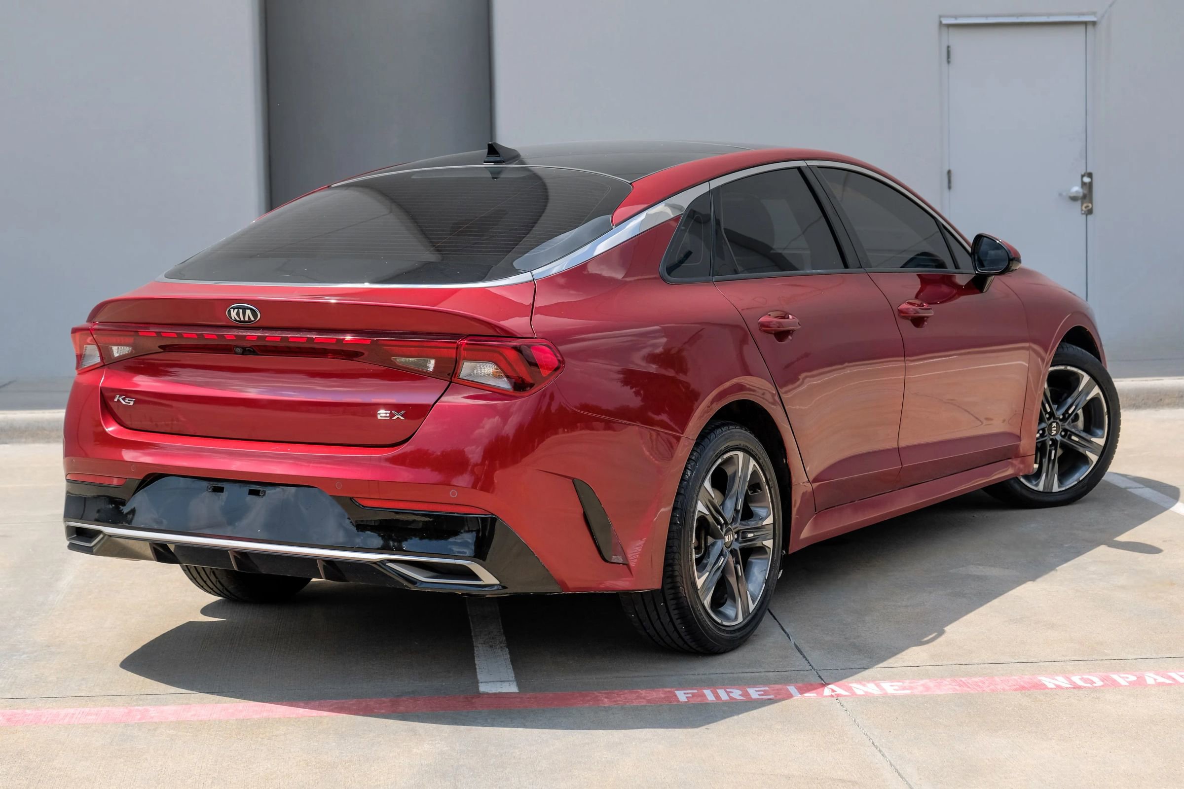 Used 2021 Kia K5 EX image 5